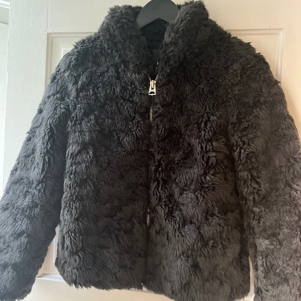 Aritzia Wilfred Black Fuzzy Jacket/Coat